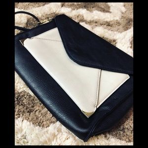 Apt. 9 Black & White Crossbody Purse